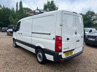 VOLKSWAGEN CRAFTER CR35 MWB LOW ROOF 2.0 TDI *6 SPEED!!! - 2120 - 26