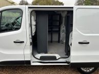 VAUXHALL VIVARO 2900 L1H1 **AIR CON** 1.6 CDTI SWB 120 BHP *EURO 6!!! - 2173 - 19