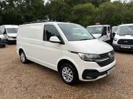 VOLKSWAGEN TRANSPORTER T28 SWB HIGHLINE 2.0 TDI *AIR CON!!! - 2157 - 3