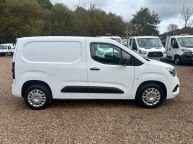 VAUXHALL COMBO 2300 L1H1 *AIR CON* SPORTIVE 1.5 TURBO D *EURO 6!!! - 2170 - 22