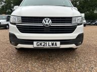 VOLKSWAGEN TRANSPORTER T28 SWB HIGHLINE 2.0 TDI *AIR CON!!! - 2157 - 24